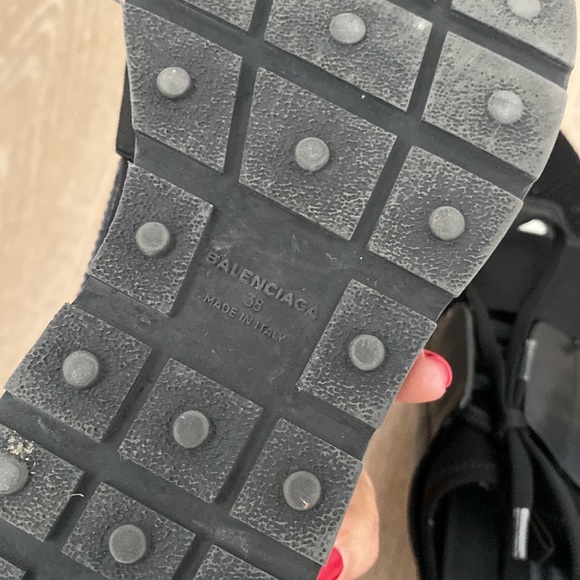 Balenciaga race runner black sneakers, Size 38 - Picture 8 of 8